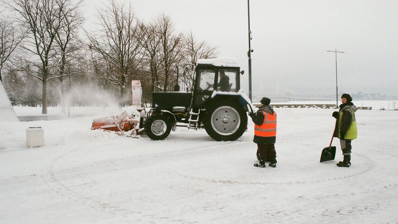 winter workplace safety tips